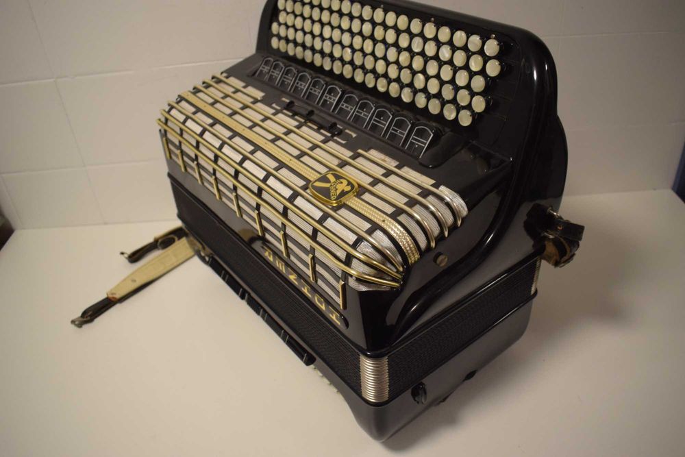 Hohner Atlanta 145P 4 Voz. N 224