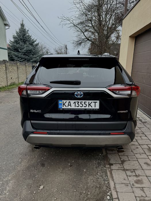 RAV 4 Hybrid 2023р від вдасника. Офіційний. Рік гарантії