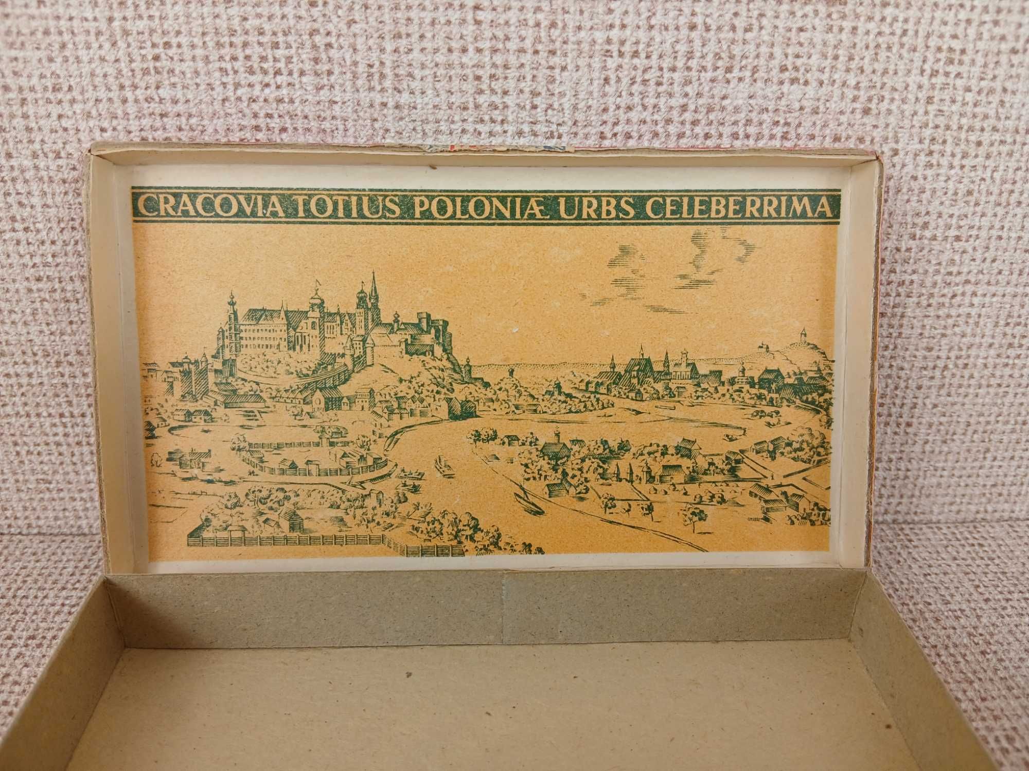 Stare pudełko po papierosach WAWEL z banderolą PRL Papierosy Wrocław