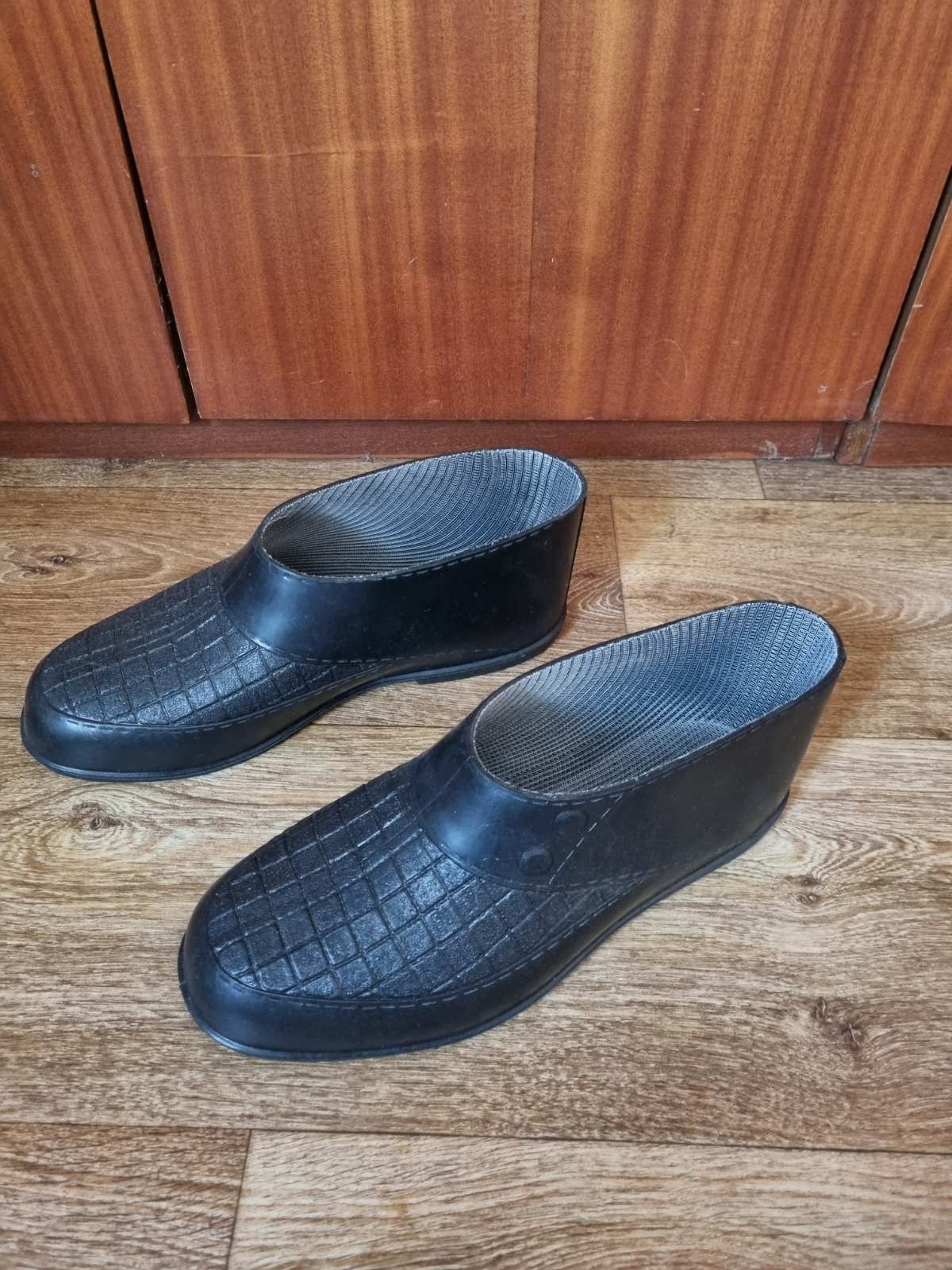 Валенки, галоши.