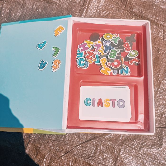 Puzzle magnetyczne literki