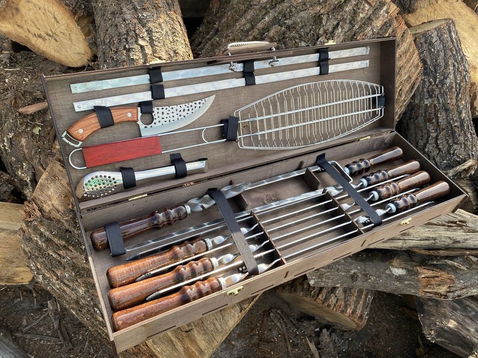 Набір шампурів на подарунок Новий Рік чоловіку