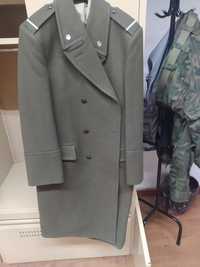 Wojskowy płaszcz sukienny
