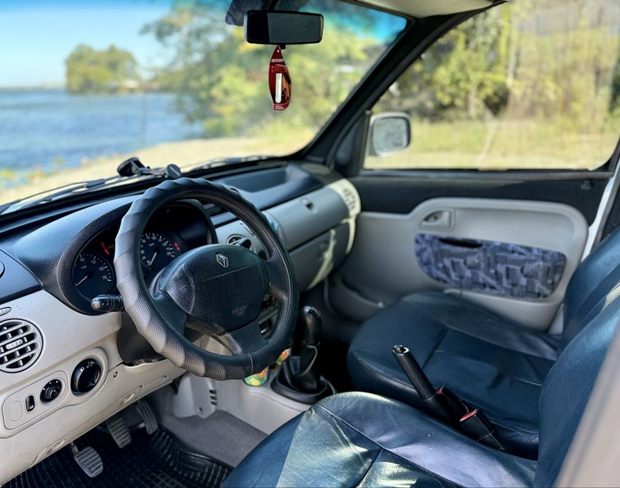 Renault Kangoo 1.5 K9K дизель пассажир