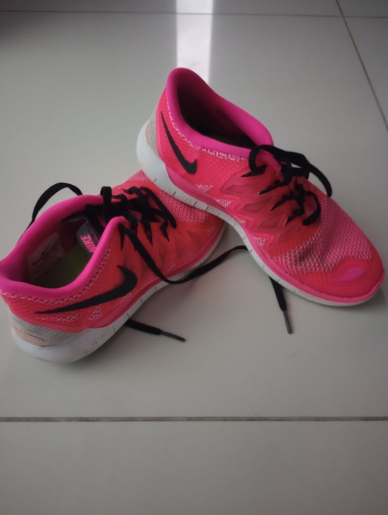 Buty sportowe adidasy Nike