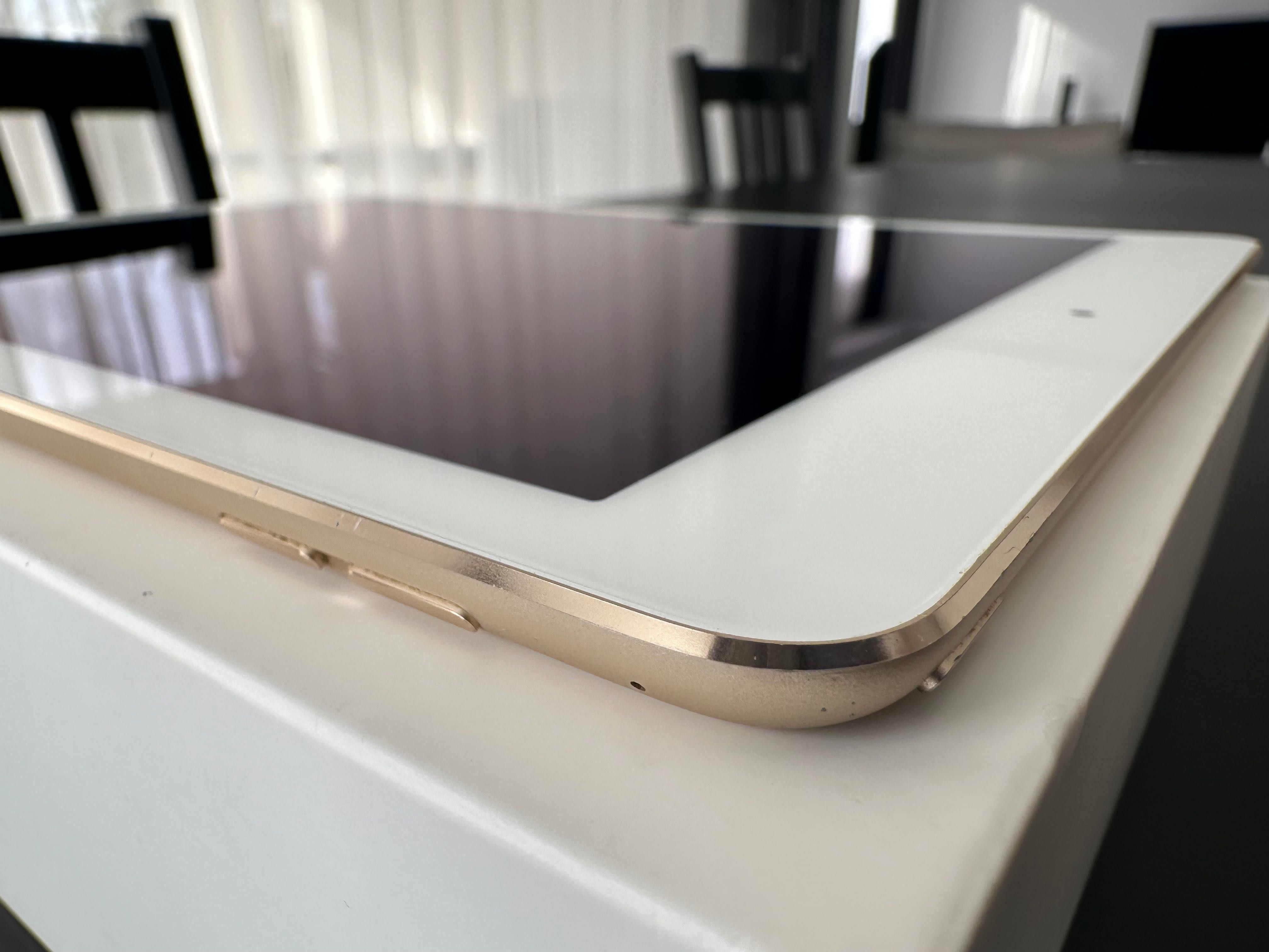 iPad Air 2 128GB Wi-Fi White/Gold Biały/Złoty