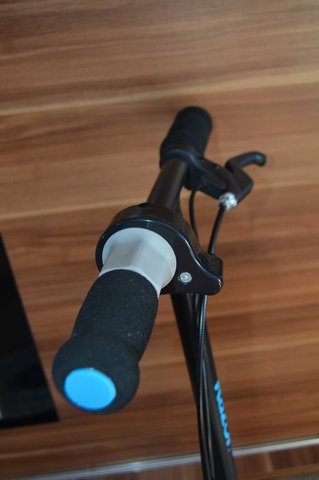 Jak nowa!  Hulajnoga elektryczna Razor E100