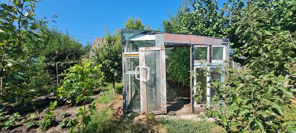 Садовий будинок у районі Цегельного Заводу