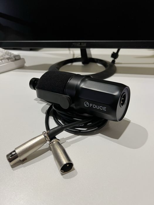 Продам микрофон FifineFDUCE SL40XLR
