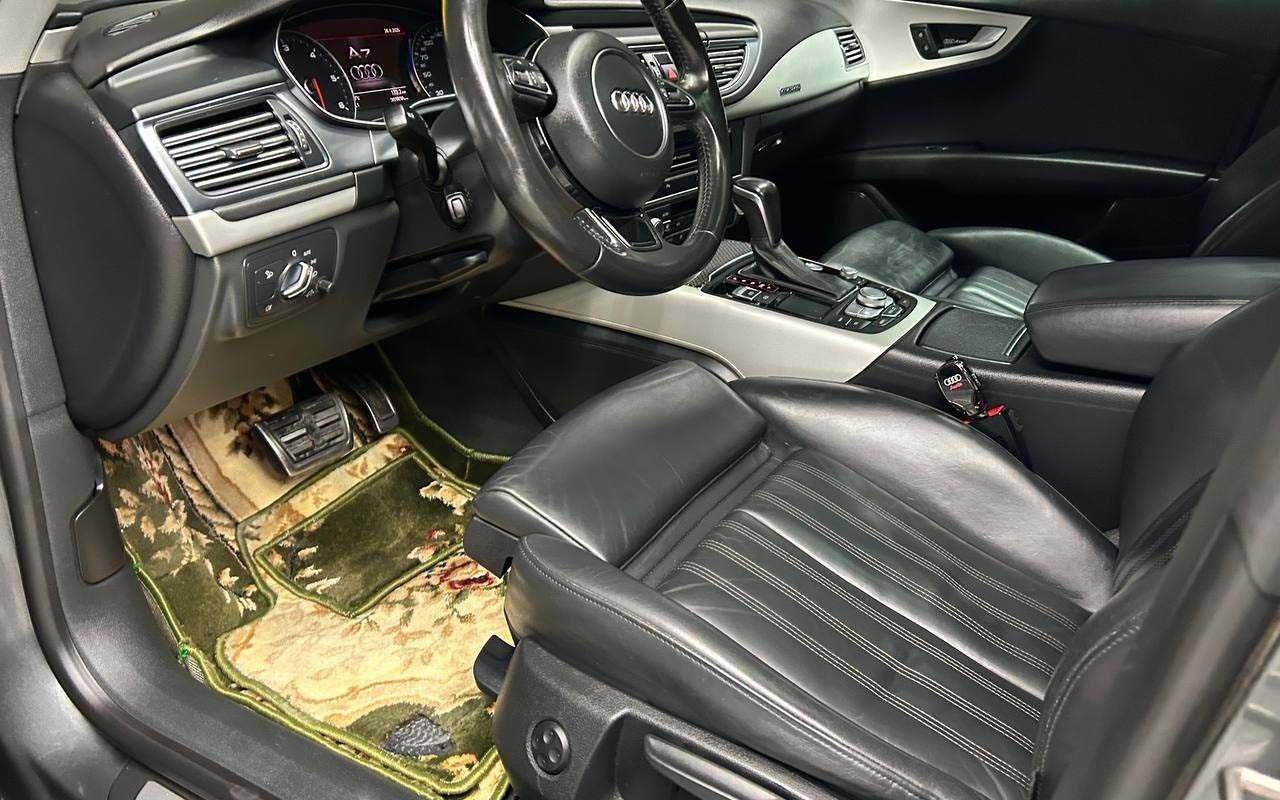 Audi A7 2015 року
