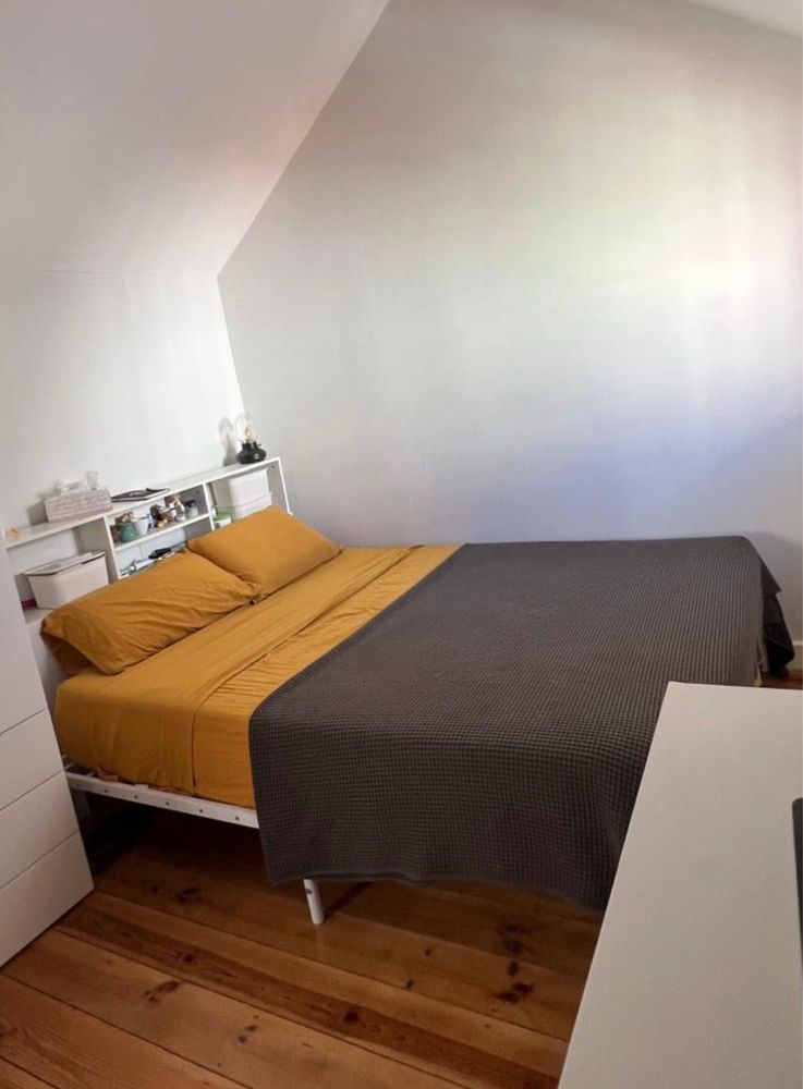 Mobilia de quarto: cama + colchão + cabeceira