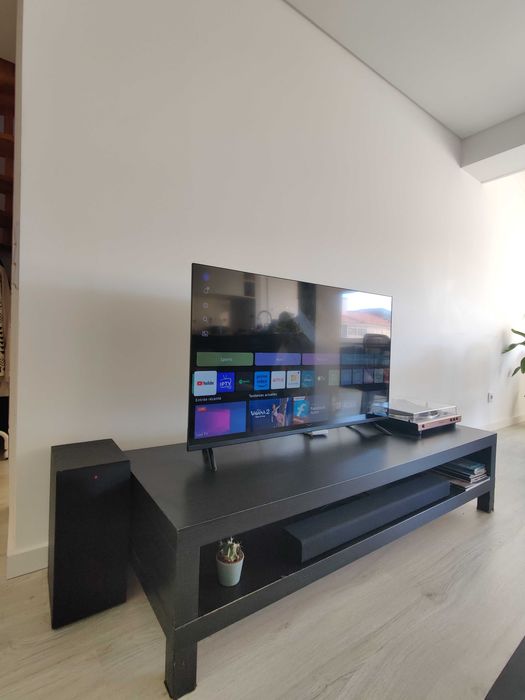 Smart tv LG 103cm 10/10 condition