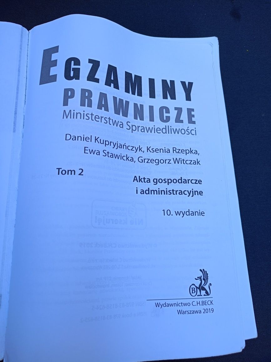 Egzaminy prawnicze 2020 tom 2