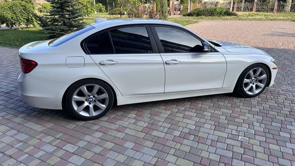 Продам BMW F30 328i