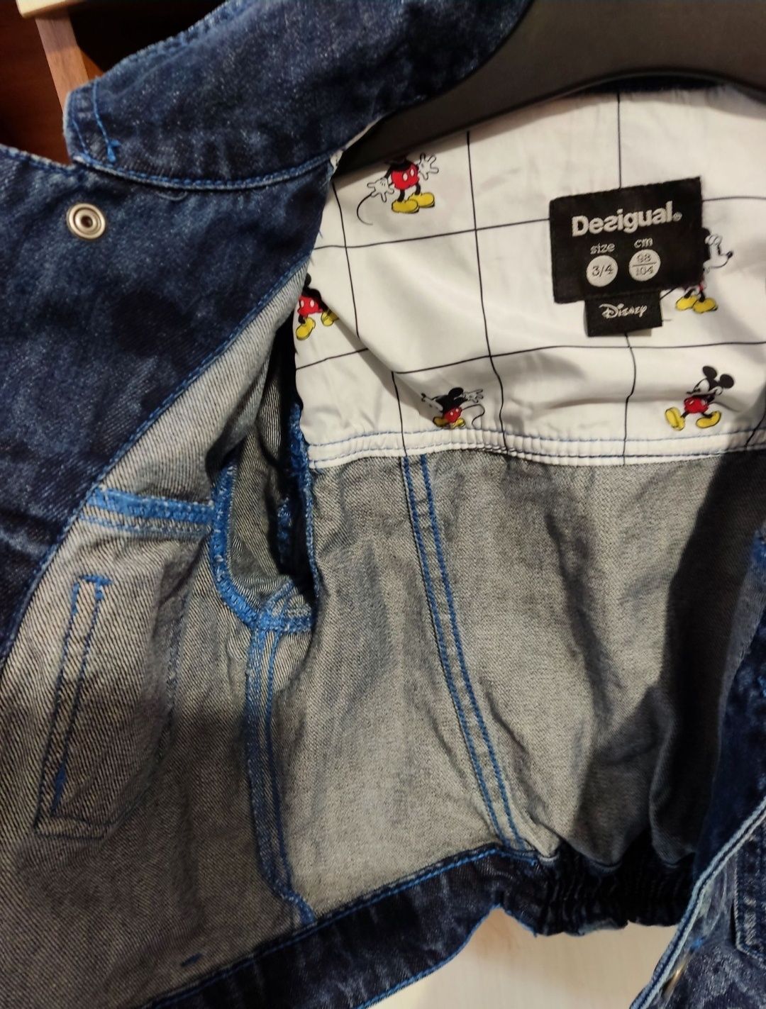 Стильная джинсовая куртка с Микки Маусом Desigual Испания на 3-4 года