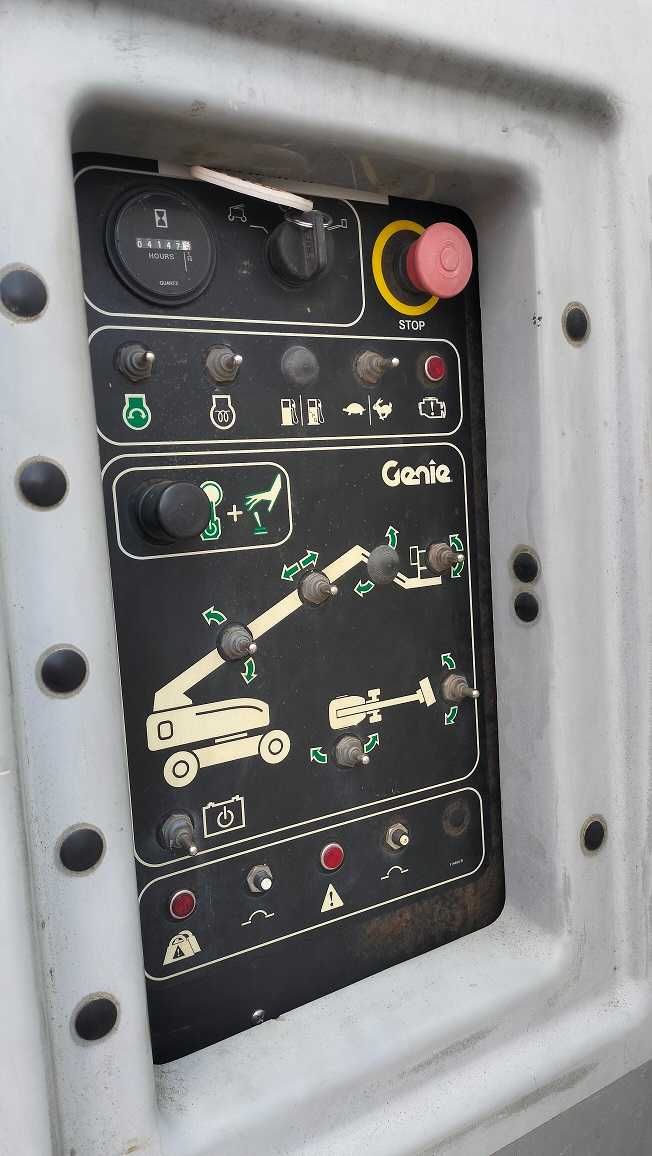 Podnośnik teleskopowy koszowy zwyżka 4x4 Genie S60 HC - 20.3 M