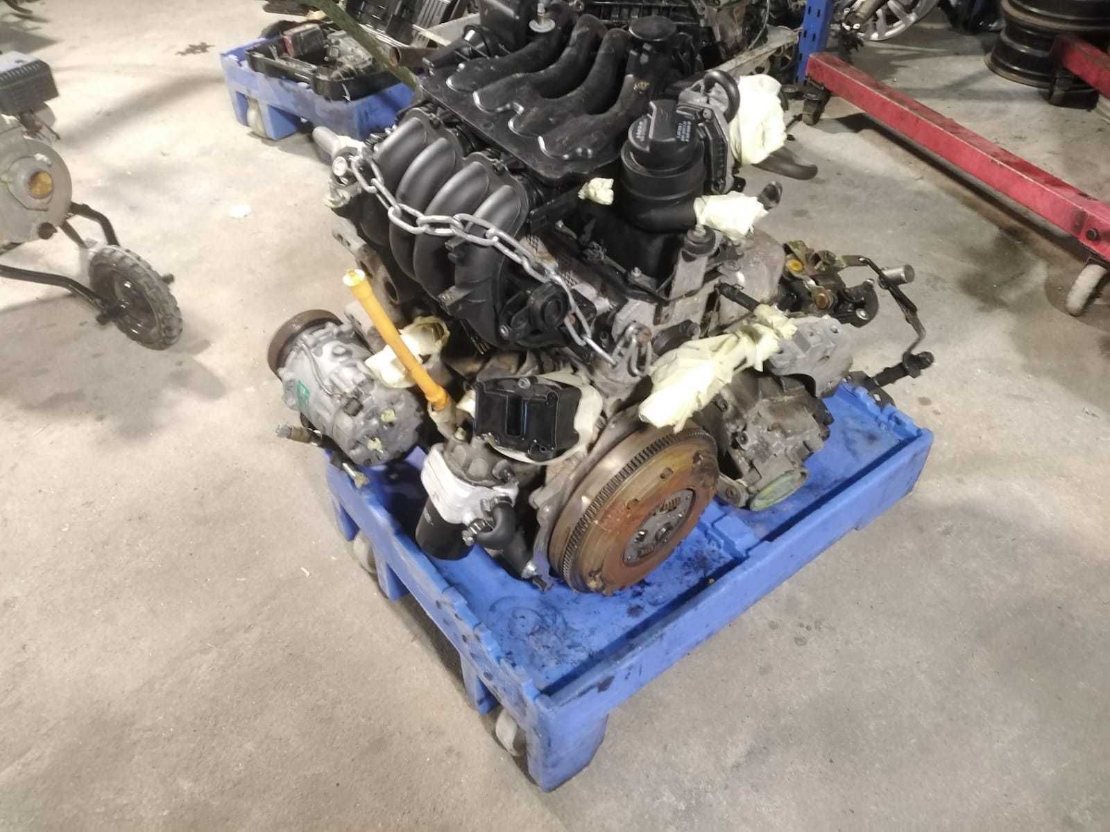 Motor Volkswagen Golf IV 1.6 a Gasolina com Referência 06B103019