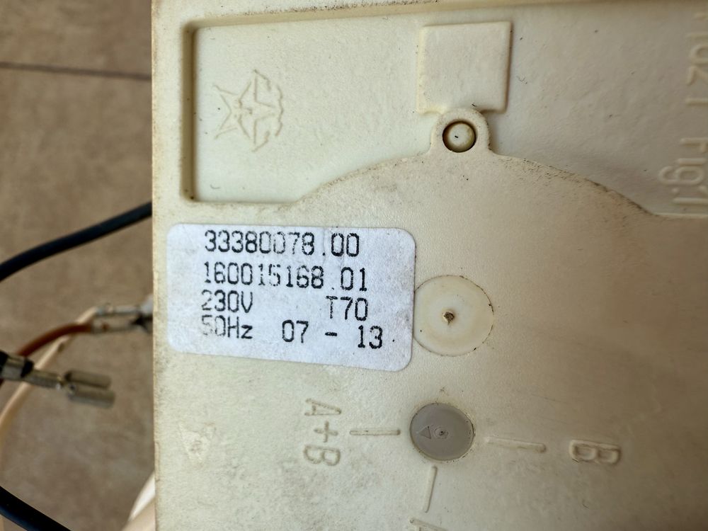 Pompa myjąca do zmywarki Ariston LVZ670