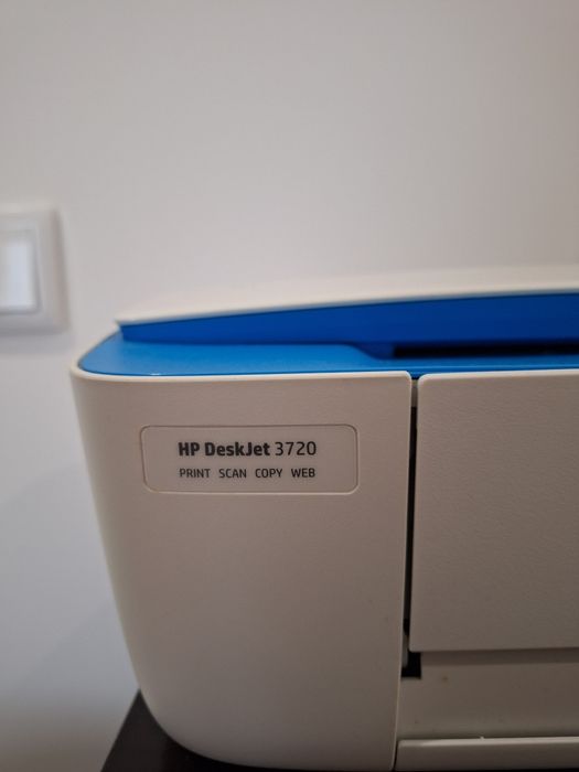 Vendo impressora HP deskjet 3720 (como nova)