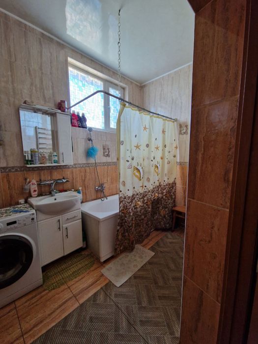 Продаж будинку, Куліші, 10 хвилин до Лівого берега