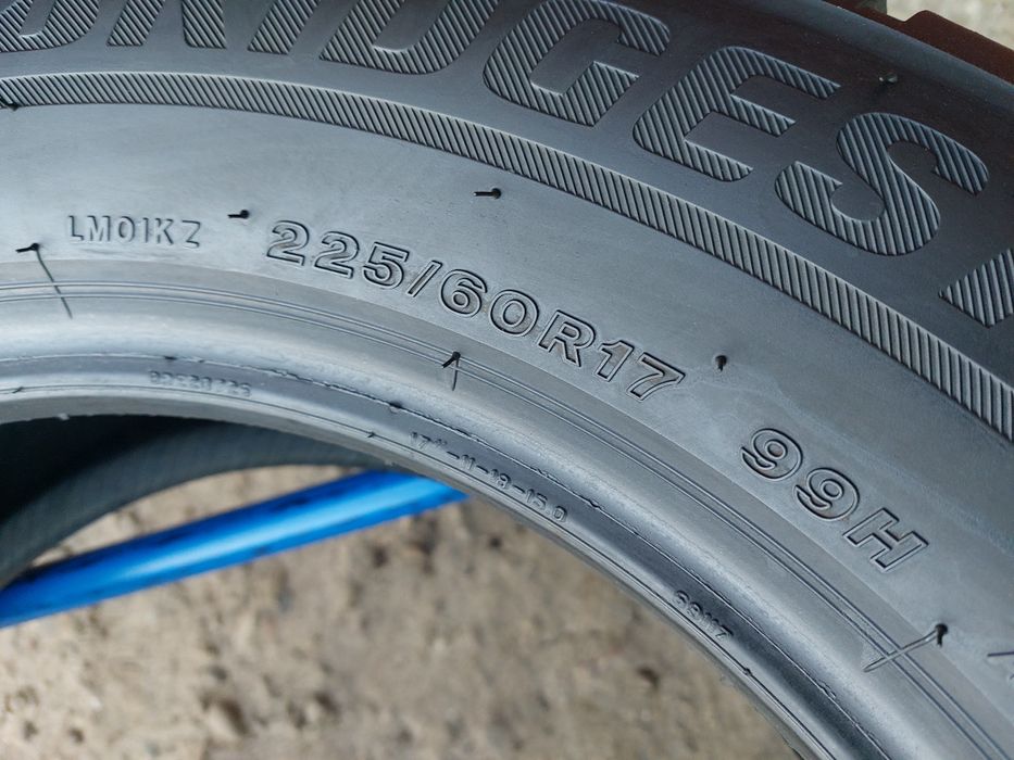 225/60/17 R17 Bridgestone Blizzak LM005 4шт ціна за 1шт зима шини