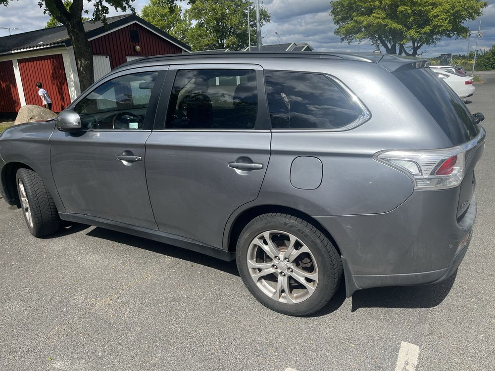 Mitsubishi outlander