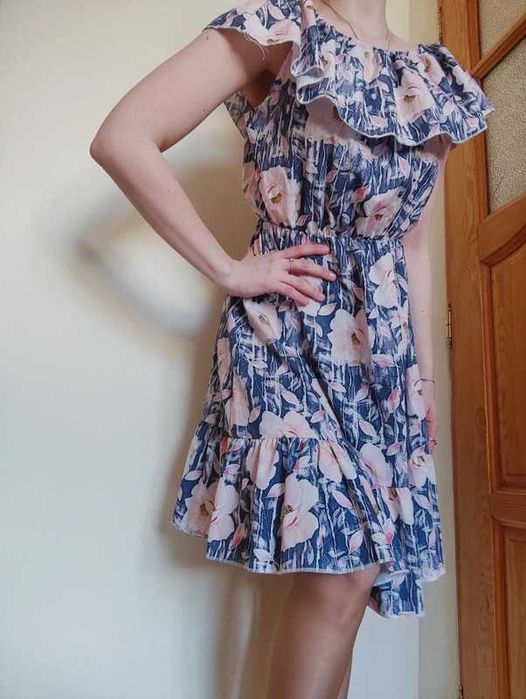 Sukienka Hiszpanka w kwiaty niebieska fioletowa beżowa S/M