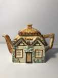 Angielski dzbanek porcelanowy