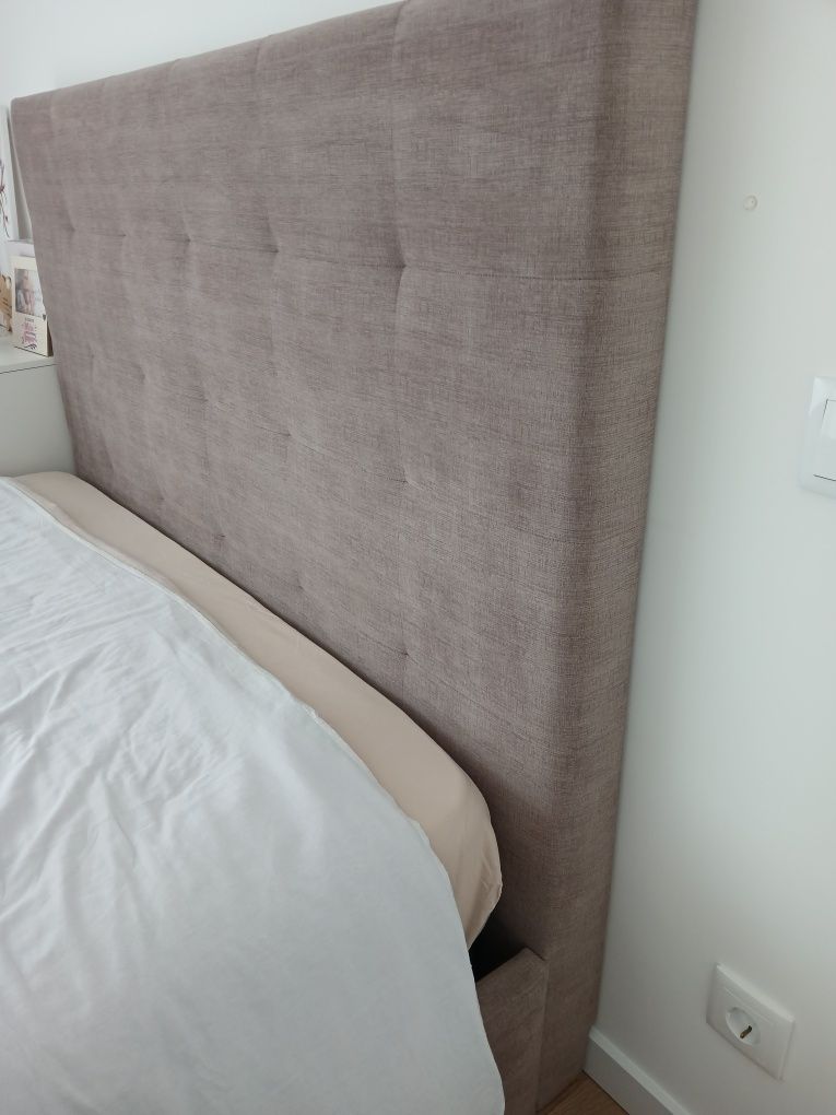 Cama de Casal estofada + Colchão