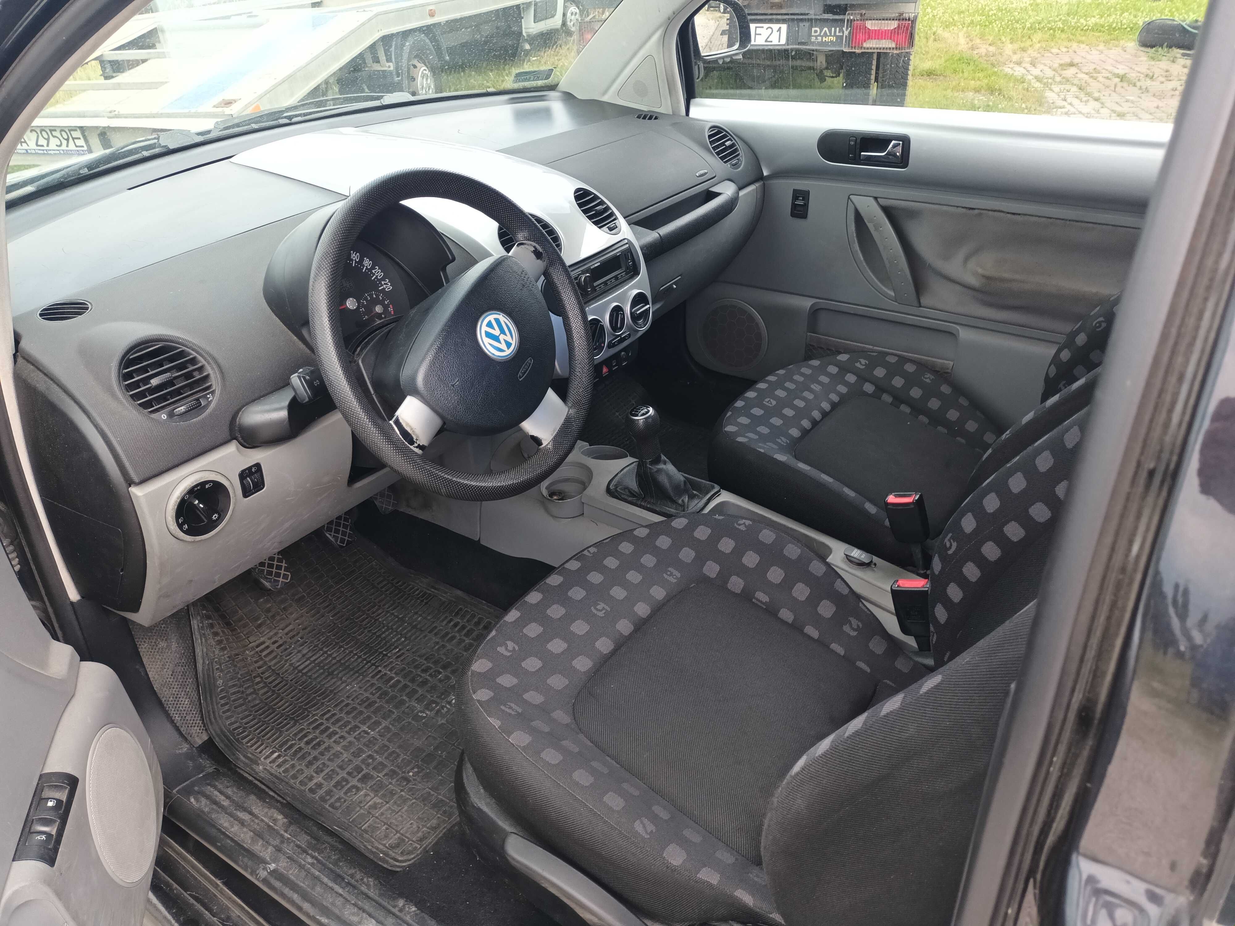 sprzedam VW NEW BEETLE 1,6