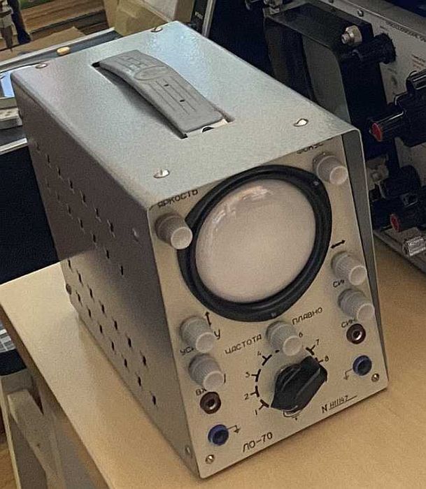 mały oscyloskop ŁO-70