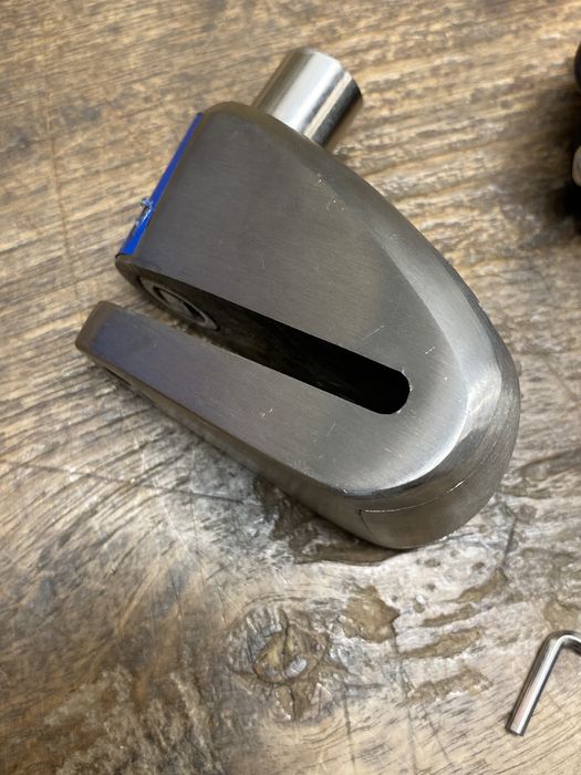 Alarme de Disco Kovix KAL 14mm mais suporte mais ficha USB