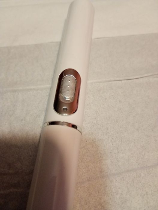 Pióro niebieskie światło