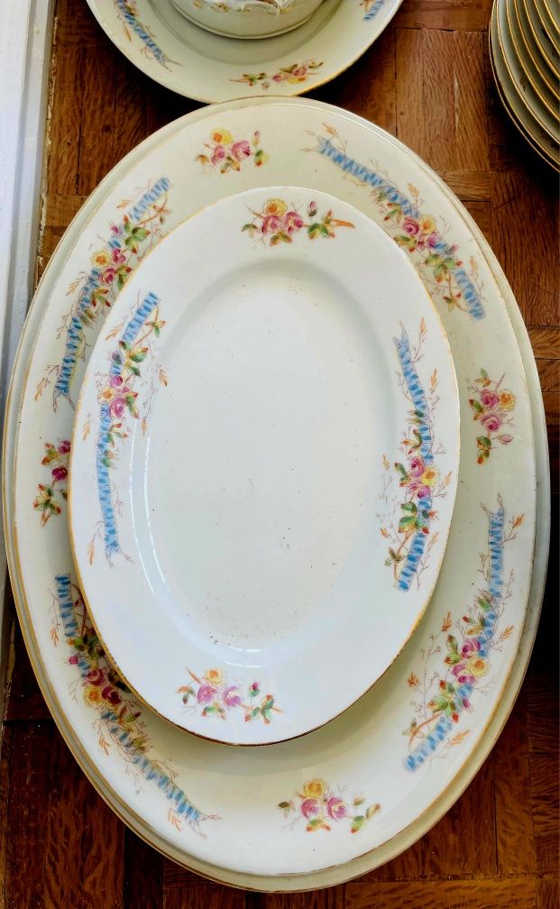 Serviço de jantar, completo, porcelana