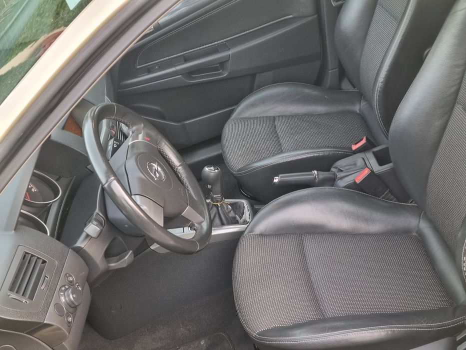 Śliczna astra z Niemiec od 1właściciela  18 bendzyna  125 koni