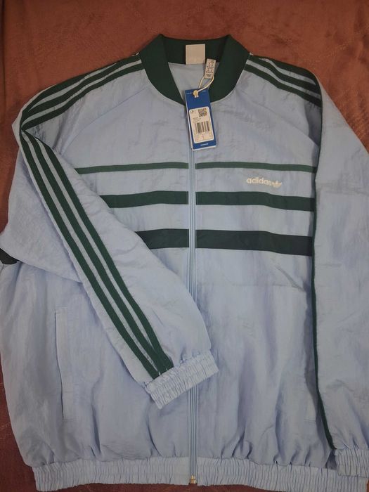 Kurtka  sportowa adidas lekko ocieplana