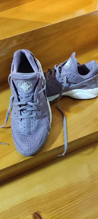 Ténis Nike Huarache