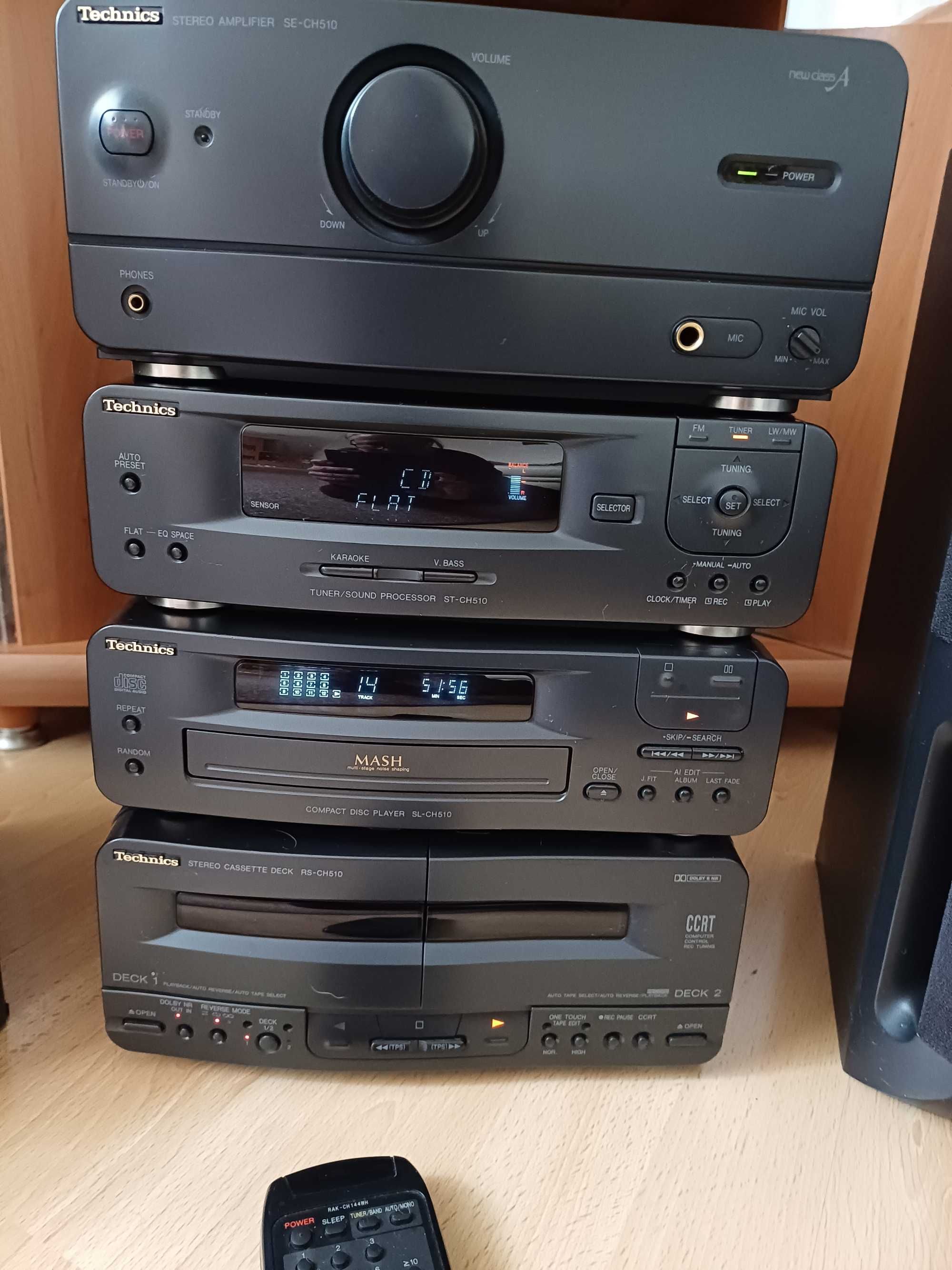 Sprzedam wieżę Technics SE-CH510 – 4 elementy + 2 głośniki + pilot