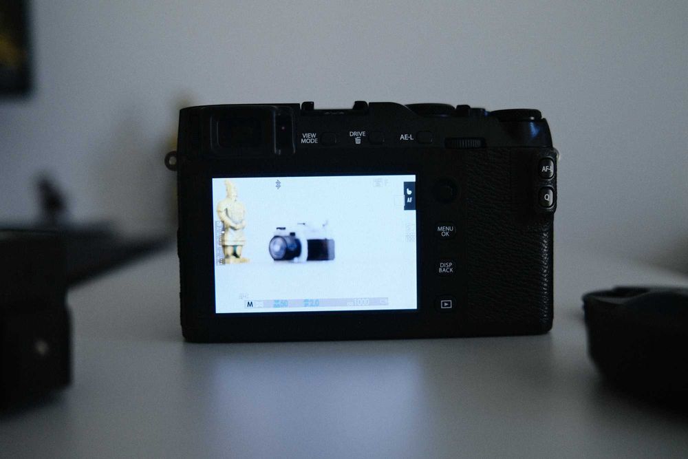Fujifilm XE3 + TTArtisan 35mm f1.8 + Flash Godox