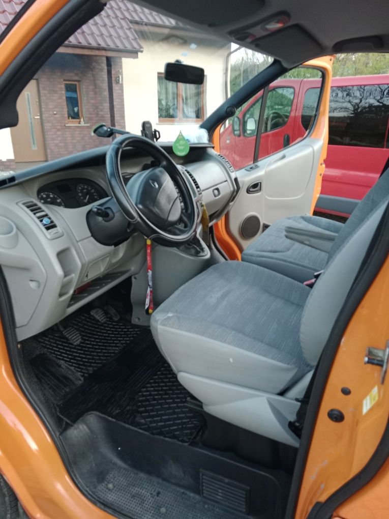 Sprzedam Renault Trafic pasander