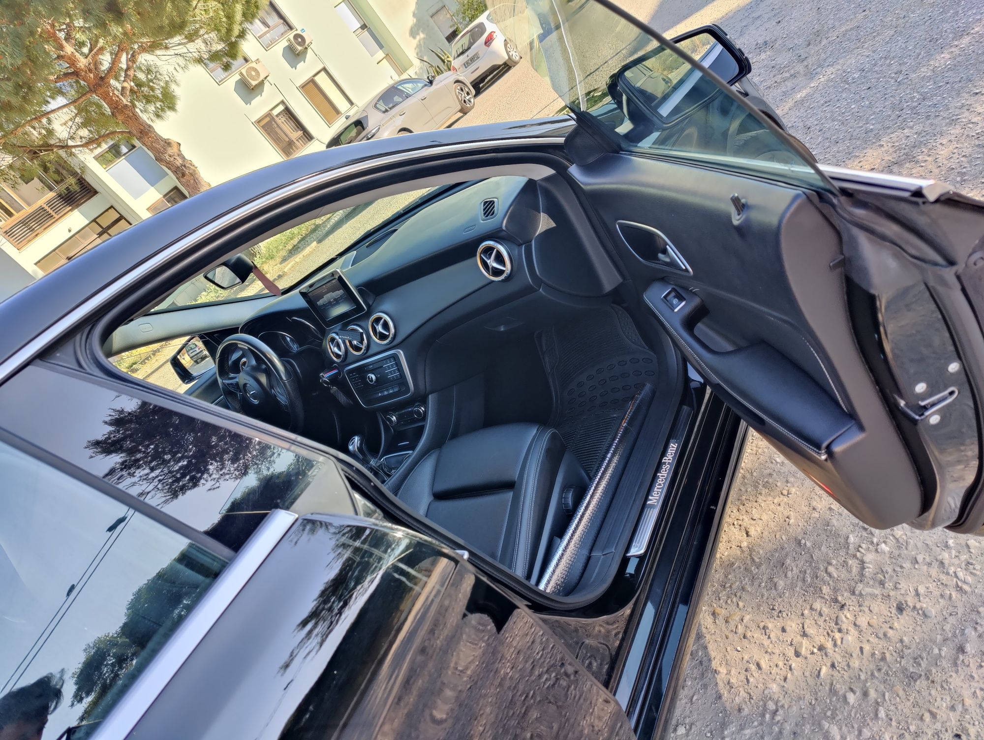 Mercedes-Benz CLA180