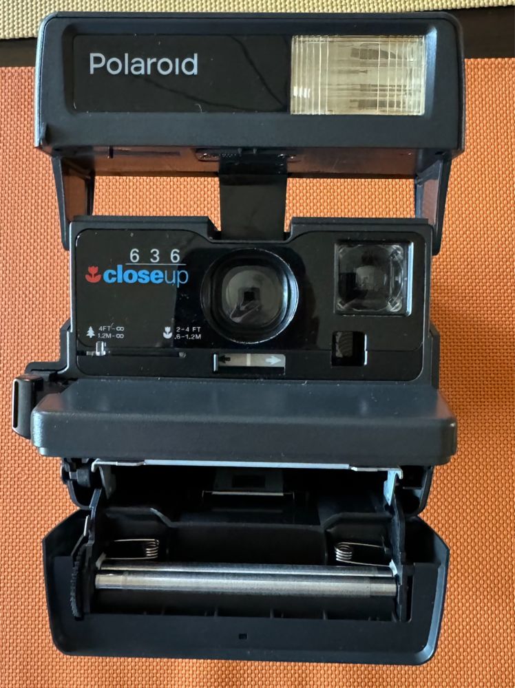 Polaroid 636.      .