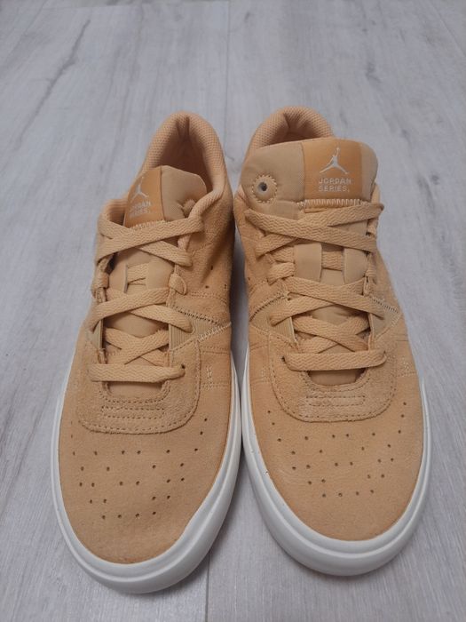 Оригінальні чоловічі кросівки AIR JORDAN SERIES BROWN DN1856-200