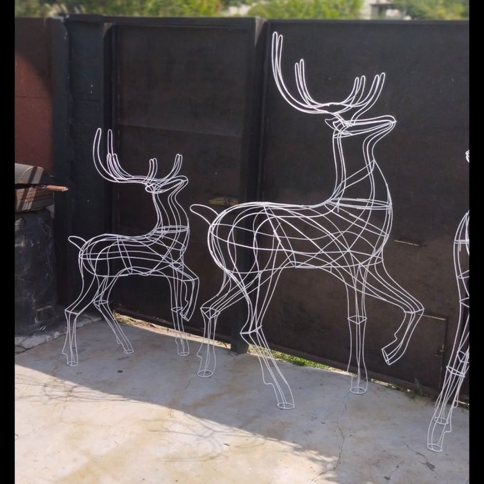 Новогодний олень новорічний олень светящійся подарунки подарки гирлян