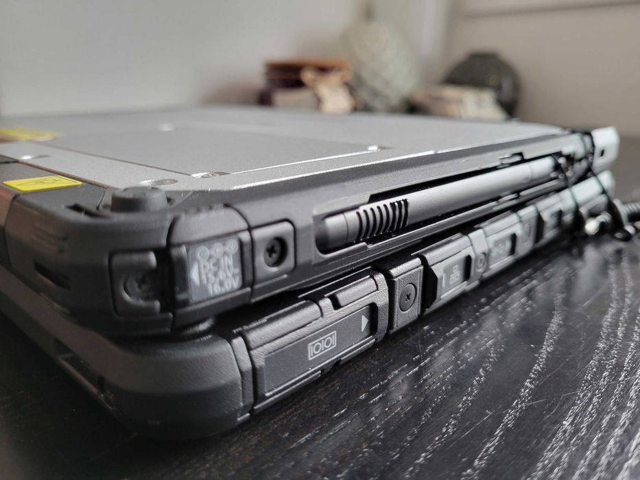 Планшет захищений Panasonic CF-20/8GB RAM/4G/GPS 10.1" Windows+Android