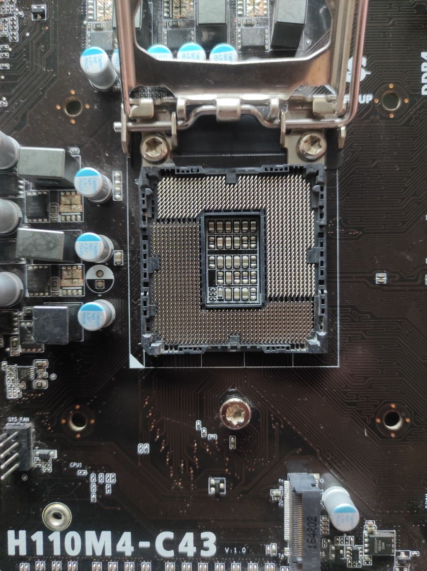 Комплект материнская плата ECS H110M4-C43/core i3-7100/ddr4 4gb/кулер