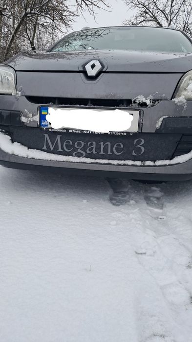 Renault Megane 3 утеплювач решітки радіатора , накладка на бампер