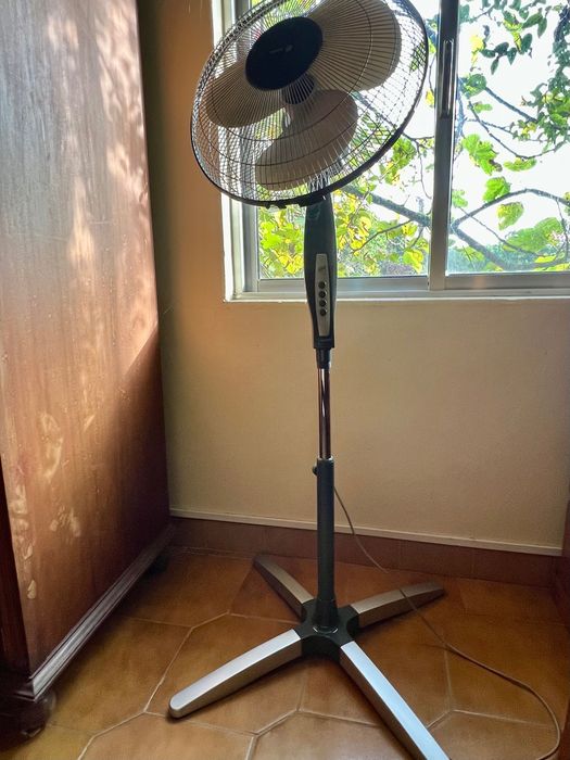 Ventoinha Fagor - como nova.