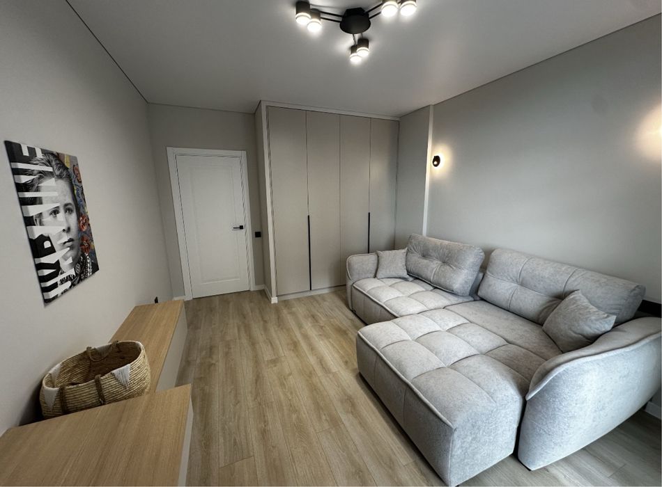 Оренда 2 кімнатна квартира +кухня-студія жк Park Residence,Липки Озеро