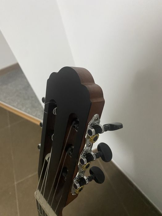 Viola classica nylon guitarra